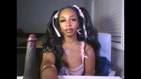 Snapshot of cocolefeme chatting on 10.22.25 cocolefeme online show from 10.22.25