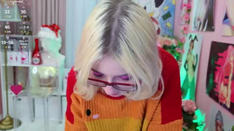 Snapshot of coconut_mia chatting on 12.17.24 Mia online show from 12.17.24