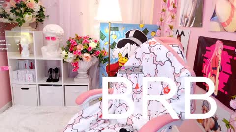 Snapshot of coconut_mia chatting on 01.09.25 Mia online show from 01.09.25