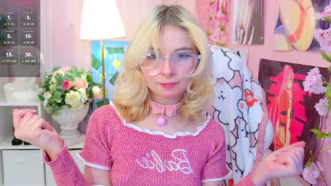 Snapshot of coconut_mia chatting on 01.21.25 Mia online show from 01.21.25