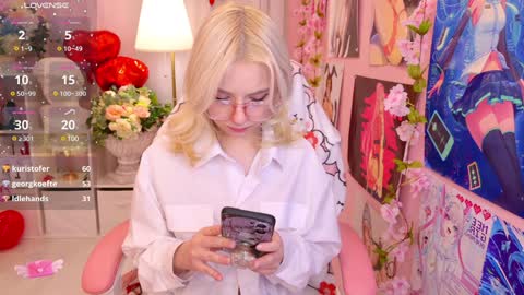 Snapshot of coconut_mia chatting on 02.07.25 Mia online show from 02.07.25