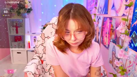 Mia online show from 04.23.26