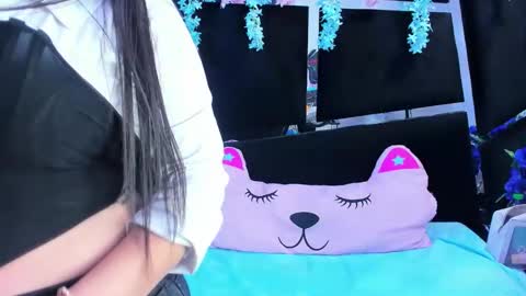 Snapshot of cocoo_nuth chatting on 09.20.25 Cocoo online show from 09.20.25