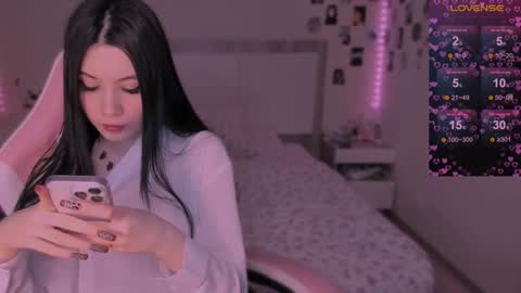 Snapshot of coddleweeper chatting on 12.30.24 Hello guys my name is Coddle online show from 12.30.24