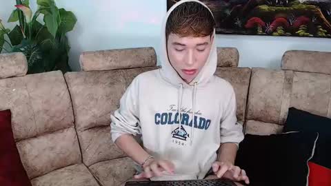 Snapshot of coddy_doll chatting on 02.07.25 Coddy online show from 02.07.25