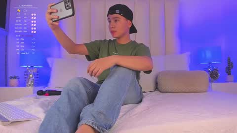 Snapshot of cody_johnsonn_ chatting on 03.03.25 CODY online show from 03.03.25