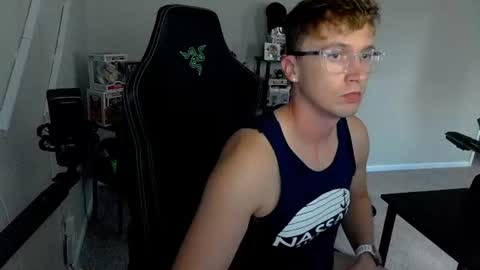 Snapshot of codyt1016 chatting on 09.27.25 codyt1016 online show from 09.27.25