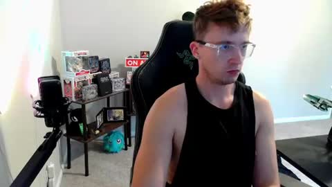 Snapshot of codyt1016 chatting on 10.07.25 codyt1016 online show from 10.07.25