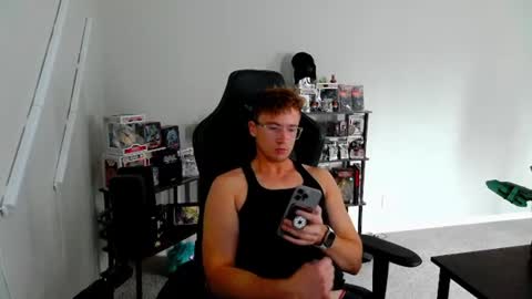 Snapshot of codyt1016 chatting on 10.10.25 codyt1016 online show from 10.10.25