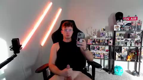 Snapshot of codyt1016 chatting on 11.03.25 codyt1016 online show from 11.03.25