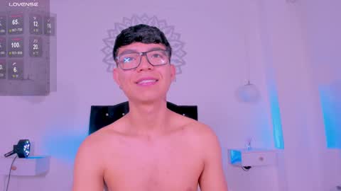 Snapshot of codytwink_ chatting on 10.12.25 Cody online show from 10.12.25