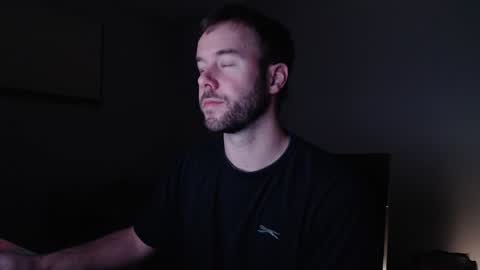 c o f f e e l o u n g e online show from 01.08.25