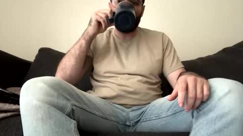 Snapshot of coldmobil3 chatting on 11.16.25 coldmobil3 online show from 11.16.25