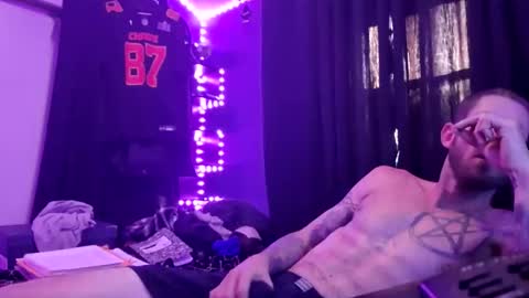 Snapshot of colevan2390 chatting on 11.13.25 colevan2390 online show from 11.13.25