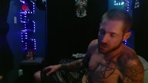 Snapshot of colevan2390 chatting on 12.20.25 colevan2390 online show from 12.20.25