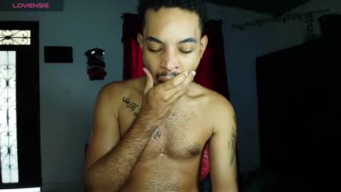 Snapshot of colinlatinbrown chatting on 08.04.26 IG online show from 08.04.26
