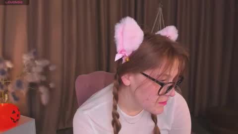 Snapshot of colleen_blake chatting on 11.04.25 Collen Mon Tue Wed Thu Fri GMT 3 0300am - 0900am online show from 11.04.25