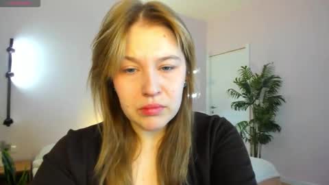 Snapshot of colleen_blake chatting on 02.15.26 Collen Mon Tue Wed Thu Fri GMT 3 0300am - 0900am online show from 02.15.26