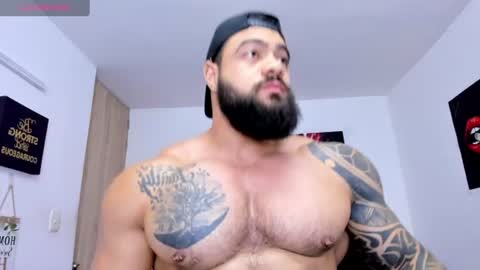 college_muscle_ass online show from 07.19.26