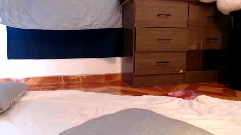 Snapshot of colombi4spice chatting on 01.12.25 viviana online show from 01.12.25