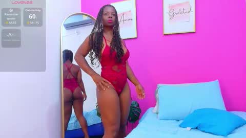 Snapshot of colombiancoffee_ chatting on 10.10.25 Lauren online show from 10.10.25