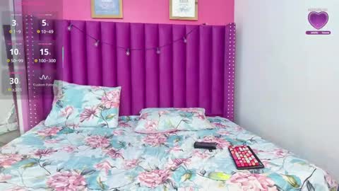 Snapshot of colombiancoffee_ chatting on 11.16.25 Lauren online show from 11.16.25