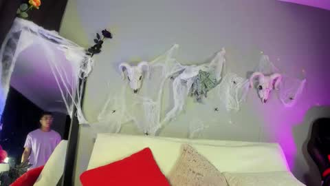 colstorw_ online show from 10.24.25