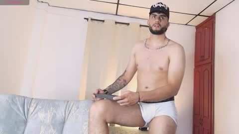 Snapshot of colt_perci chatting on 11.27.25 colt_perci online show from 11.27.25