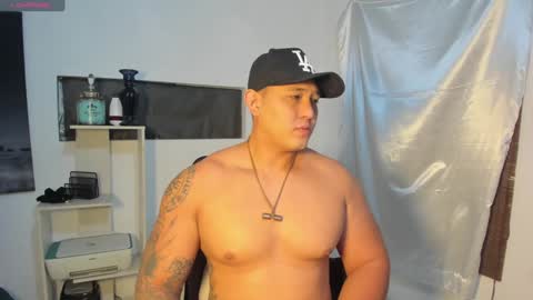 Snapshot of coltonmassif_ chatting on 12.13.24 coltonmassif_ online show from 12.13.24