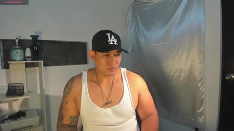 Snapshot of coltonmassif_ chatting on 12.20.24 coltonmassif_ online show from 12.20.24