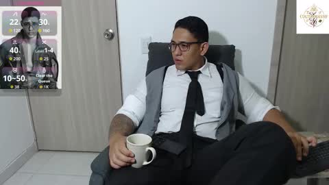 Snapshot of coltonmassif_ chatting on 02.26.26 coltonmassif_ online show from 02.26.26