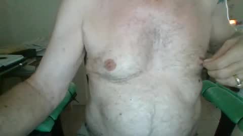 Snapshot of comeonmymouth chatting on 10.08.25 comeonmymouth online show from 10.08.25