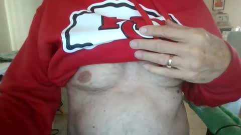 Snapshot of comeonmymouth chatting on 01.16.26 comeonmymouth online show from 01.16.26