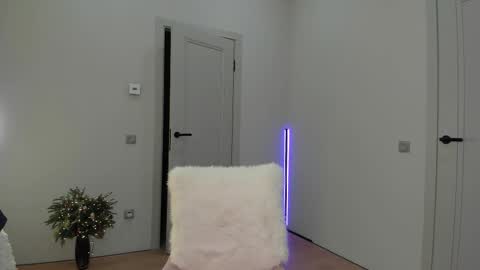 Snapshot of cometoseeme_ chatting on 01.08.26 Alice online show from 01.08.26