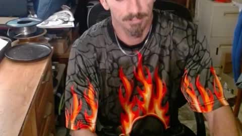 Snapshot of comic_king27 chatting on 02.19.25 Nelson or ComicKing and sometime Peachy143 online show from 02.19.25