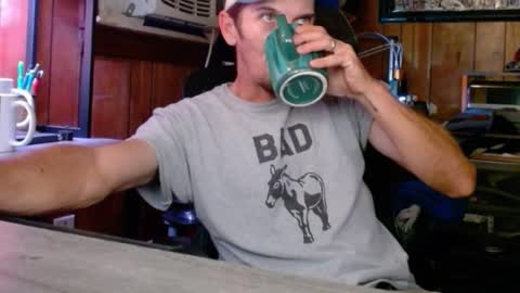 Snapshot of comic_king27 chatting on 10.04.25 Nelson or ComicKing and sometime Peachy143 online show from 10.04.25