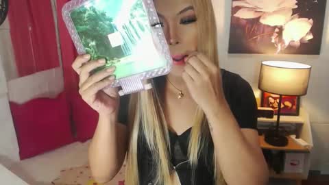 Snapshot of commanderofsexx chatting on 12.30.24 QUEEN SABRINA online show from 12.30.24