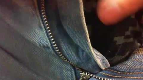 Snapshot of comox1961 chatting on 02.24.25 comox online show from 02.24.25