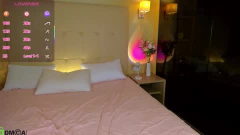 Snapshot of completee_fool chatting on 11.17.25 completee_fool online show from 11.17.25