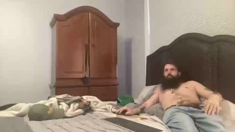 Snapshot of concentralized chatting on 02.05.25 Matt online show from 02.05.25