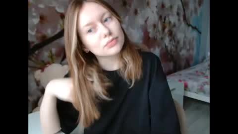 Snapshot of connie_daw chatting on 12.12.24 Connie Daw online show from 12.12.24