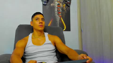 Snapshot of connorkingg chatting on 02.09.25 CONNORKING online show from 02.09.25