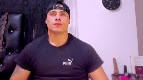 Snapshot of connorsmith_26 chatting on 12.27.24 Connor Smith online show from 12.27.24