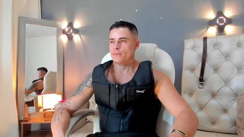 Snapshot of connorsmith_26 chatting on 01.11.25 Connor Smith online show from 01.11.25