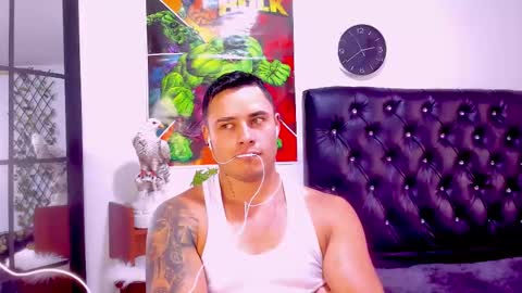 Snapshot of connorsmith_26 chatting on 03.03.25 Connor Smith online show from 03.03.25