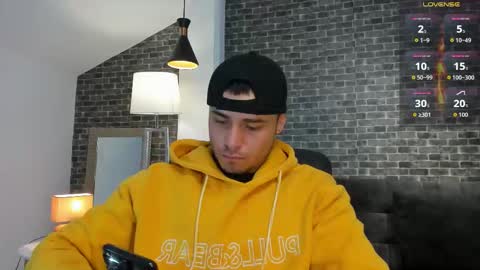 Snapshot of connorsmith_26 chatting on 10.14.25 Connor Smith online show from 10.14.25