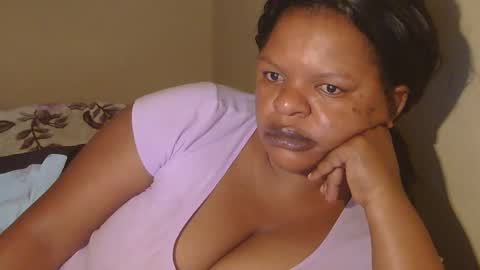 Snapshot of conny685249 chatting on 02.22.25 conny online show from 02.22.25