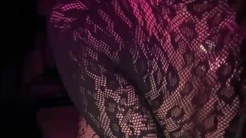 Snapshot of consciouslovemaking chatting on 02.01.26 consciouslovemaking online show from 02.01.26