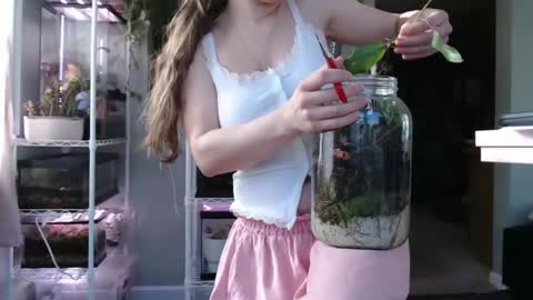 ANR Mommy online show from 11.20.25