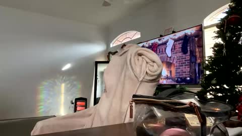 controllercutie online show from 12.17.25